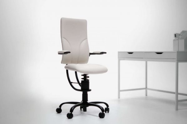 pisarniski-stoli-2